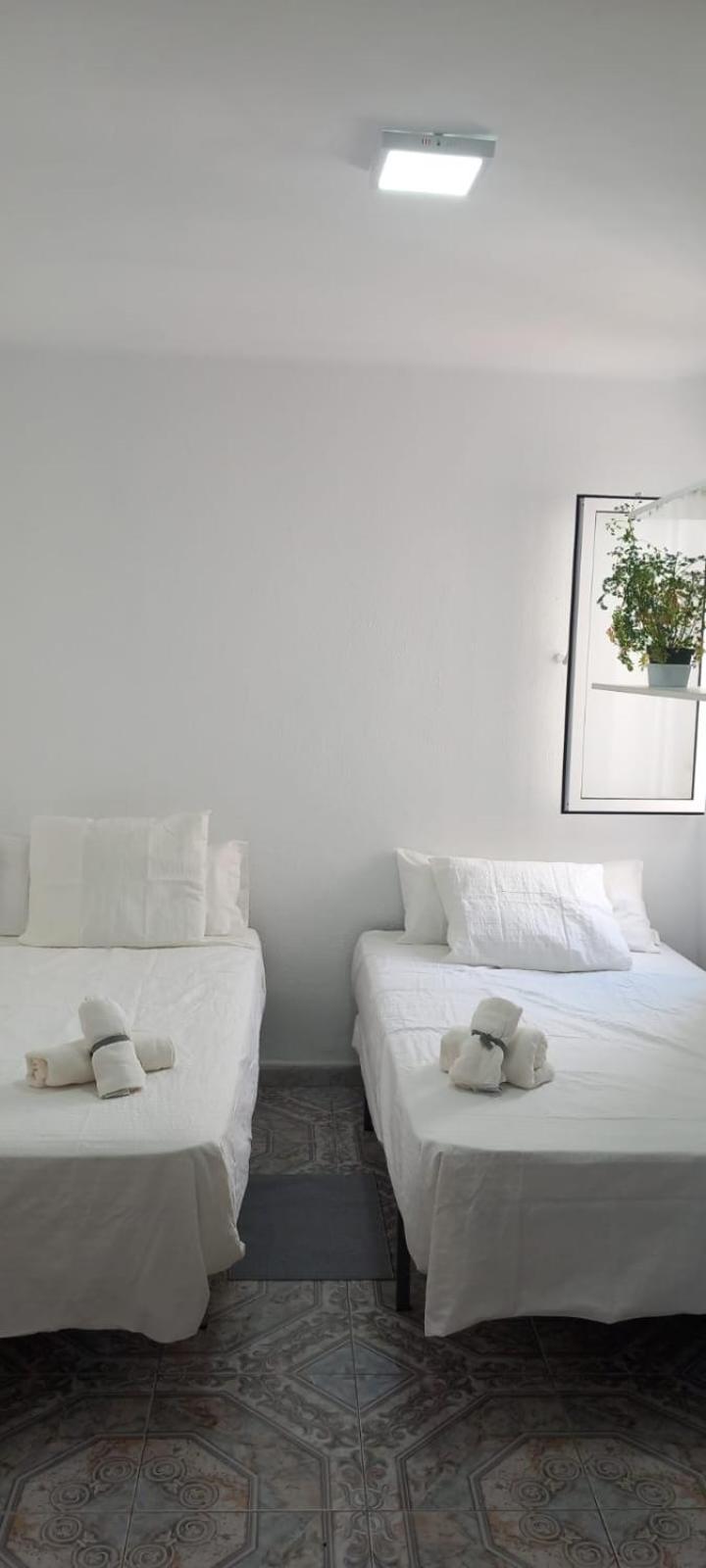 Apartamento Cruz Málaga Exterior foto